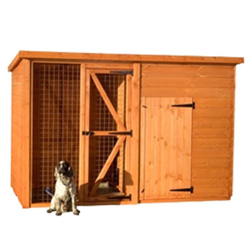 Dog Kennel And Run 8X4. Run is 4x4 House is 4x4
