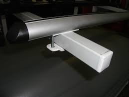 Menabo Raven Roof Bars 1.30 Mtr Wide For Cars With Raised Roof Rails. Bolt on.