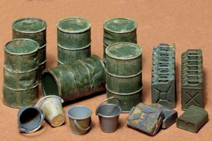 Jerry Can Set Kit Tamiya 1/35 Kit