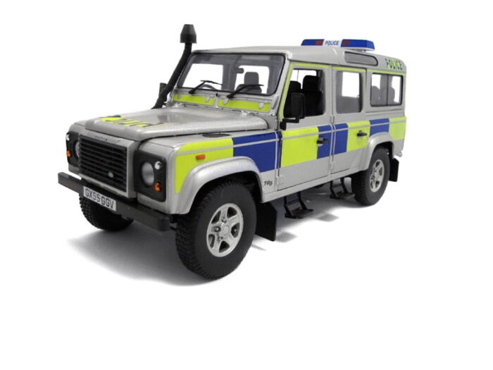 Uh3885 Land Rover Defender 110 Td5 (Police Battenberg Livery) Limited Edition 999 Pcs Land Rover Model-Scale - 1/18 Diecast Mod