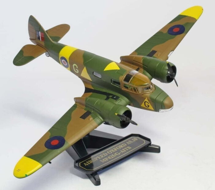 Airspeed Oxford MP425/G-AITB RAF Museum Hendon 1/72 Scale