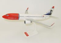 B737-800 (Norwegian) LN-DYC 1/100 Scale