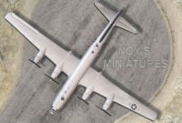 WWII US Pacific Heavy Bomber tarmac (Miliscale / Noy miniatures 144023)