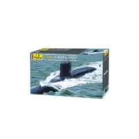 REDOUTABLE S/M 1/400 Scale Kit