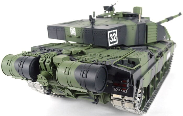 Remote 1:16 British Challenger 2 RC Tank - Pro Version - Heng Long Camo Body- Metal Tracks