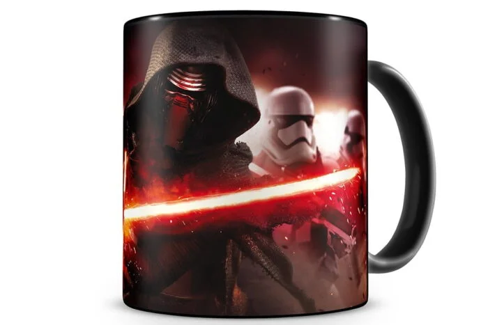 STAR WARS EP7 KYLO AND STORMTRPRS BLACK/RED MUG