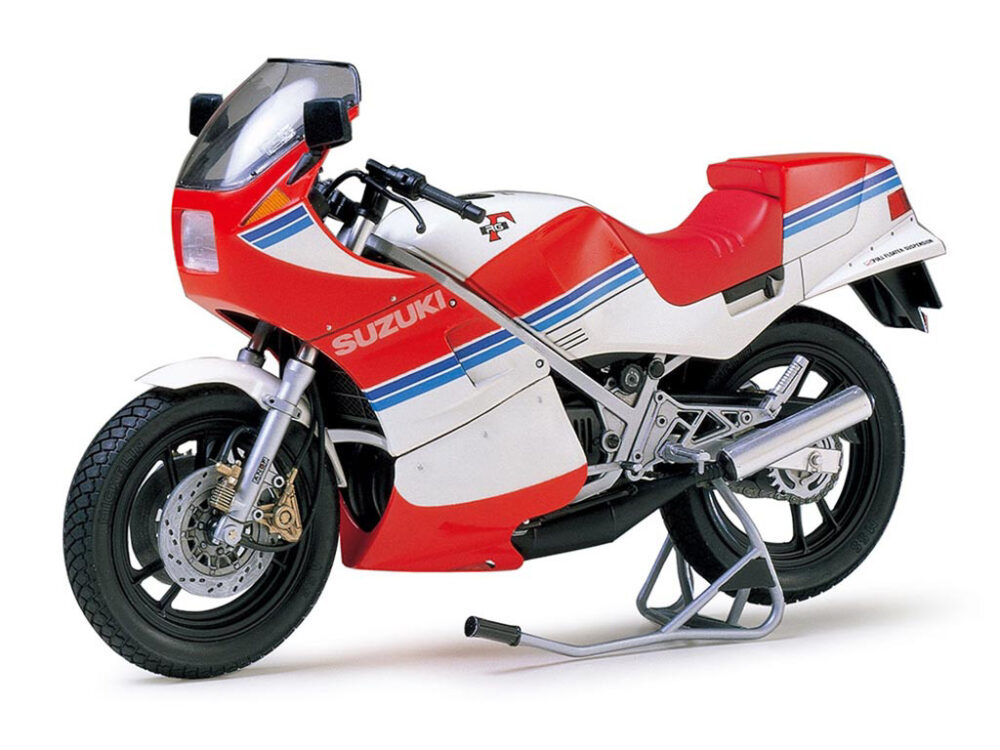 Tamiya 1/12 Suzuki RG250 with Full Options Kit