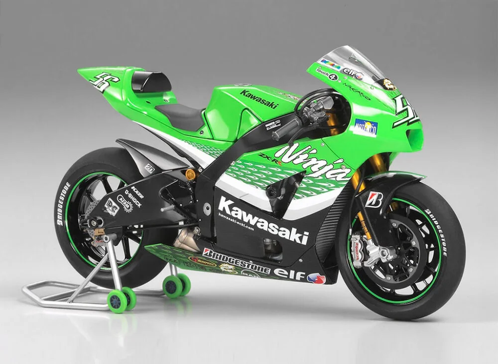Tamiya 1/12 Kawasaki Ninja ZX-RR