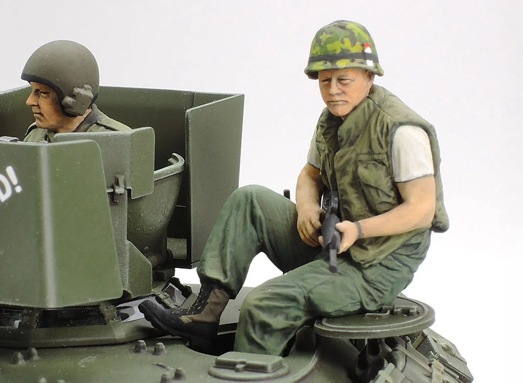 Tamiya 1/35 U.S. Airborne M551 Sheridan Tank (Vietnam War) - Image 5
