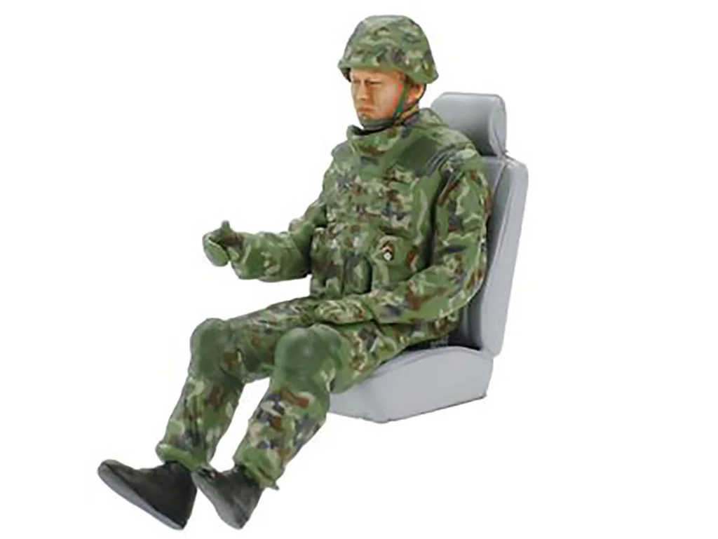 Tamiya 1/35 JGSDF Light Armoured Vehicle - Image 6