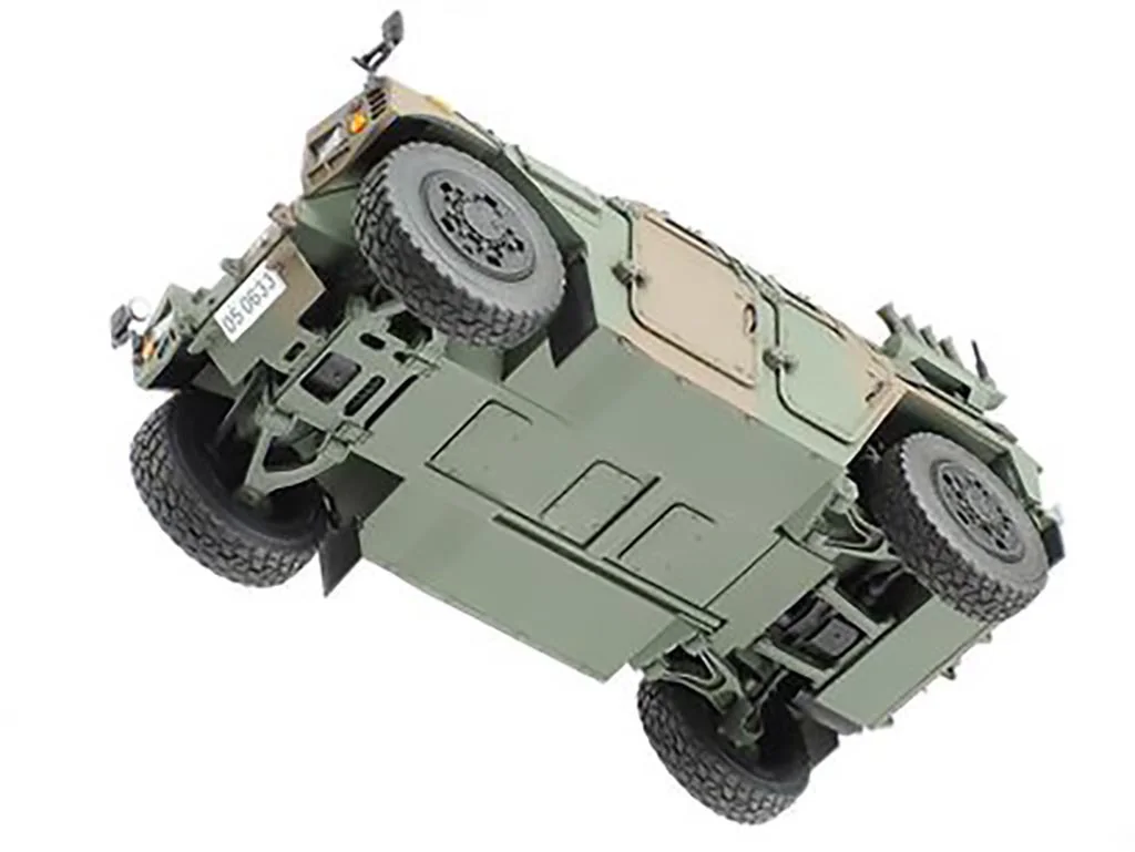 Tamiya 1/35 JGSDF Light Armoured Vehicle - Image 3