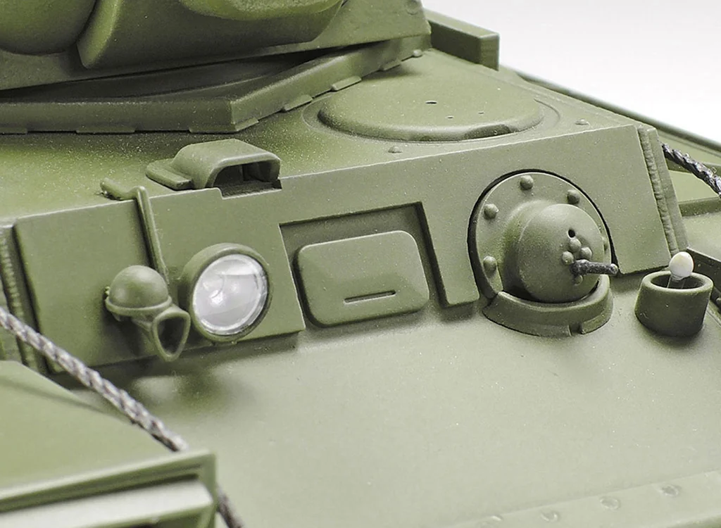 Tamiya 1/35 Russian Heavy Tank KV-1 1941 Early Production - Image 6