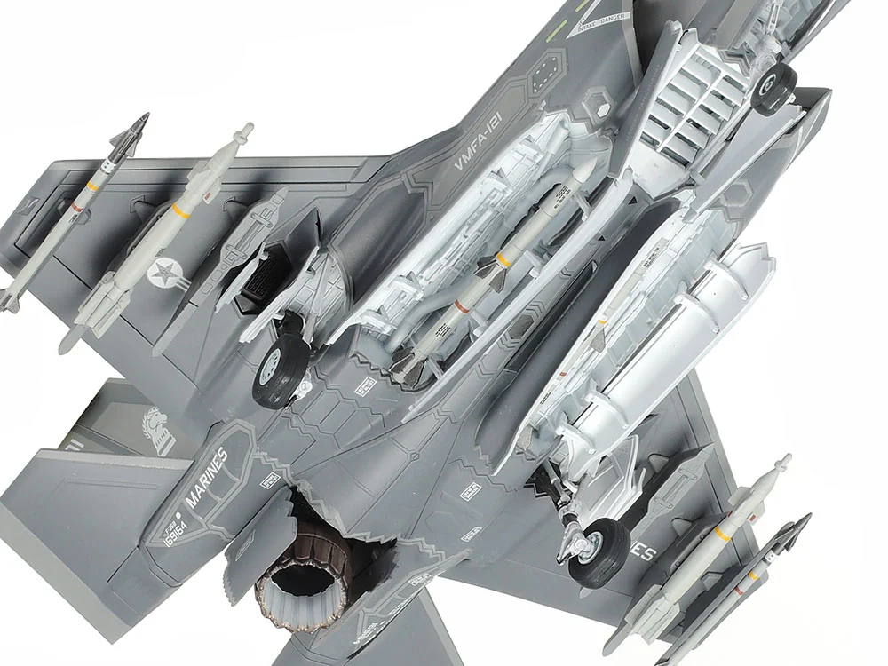 Tamiya 1/72 Lockheed Martin F-35B Lightning II - Image 3